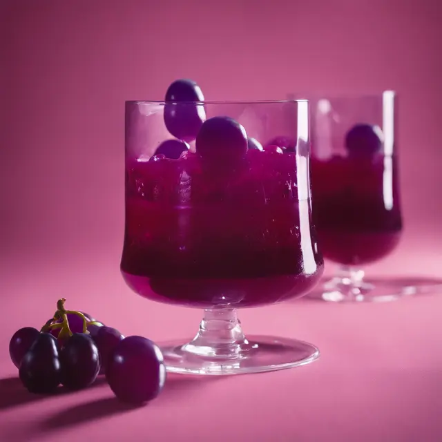 Foto de Grape Jellatin with Cassis Liqueur